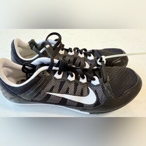 Nike Men's Zoom Rival MD 7 Low Top Track Field Spikes Racing Cleats Size 9.5